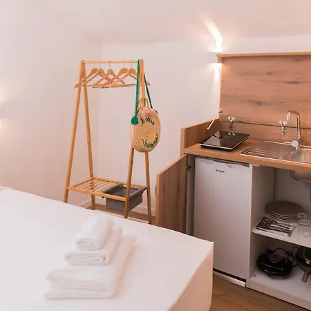 Almami Loft & Apartman *