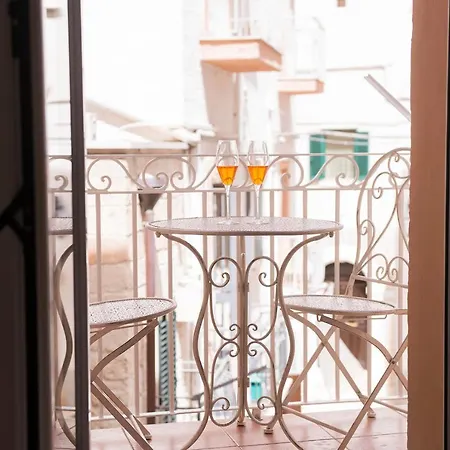 Almami Loft & Monopoli