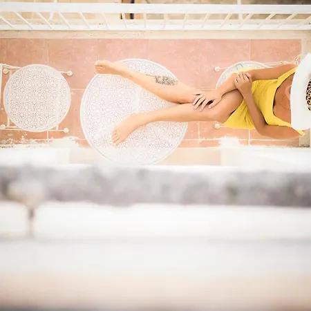 Almami Loft &
