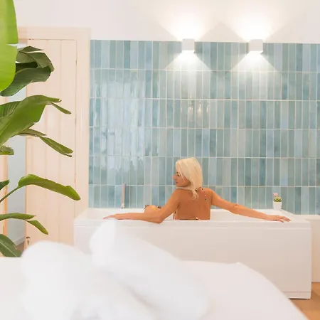 Almami Loft & Apartment Monopoli