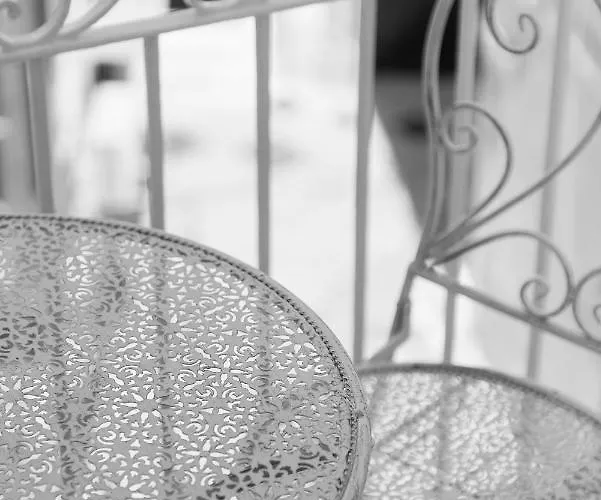 Apartment Almami Loft & Monopoli