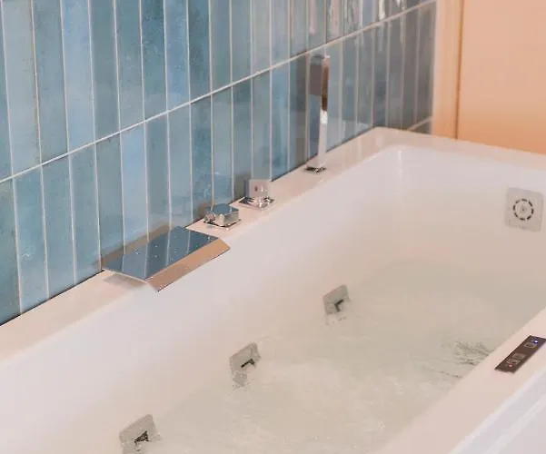 Apartment Almami Loft & Monopoli